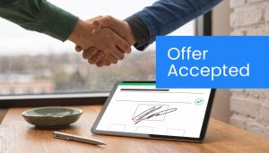 accept-job-offer-handshake